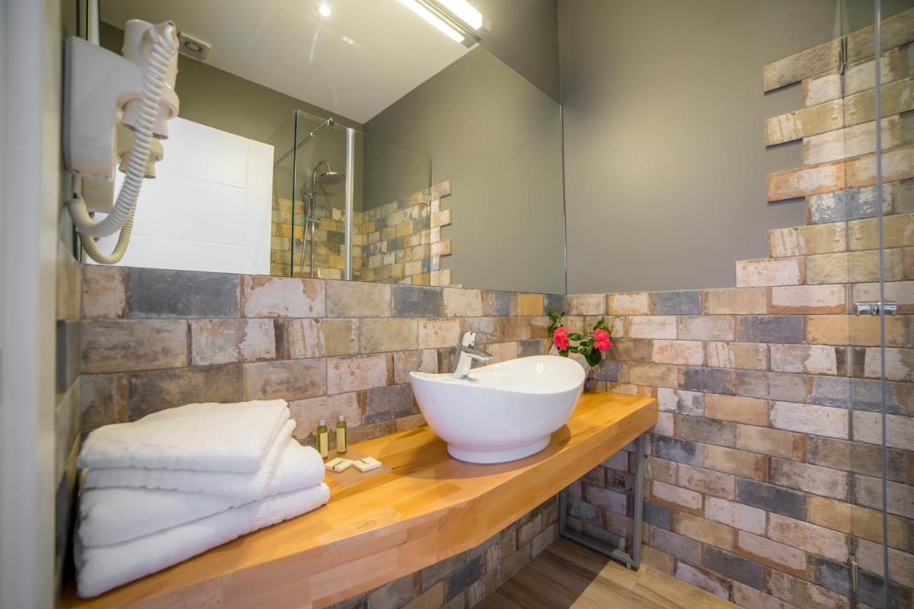 Lake Boutique Apartments & Rooms ママイア エクステリア 写真
