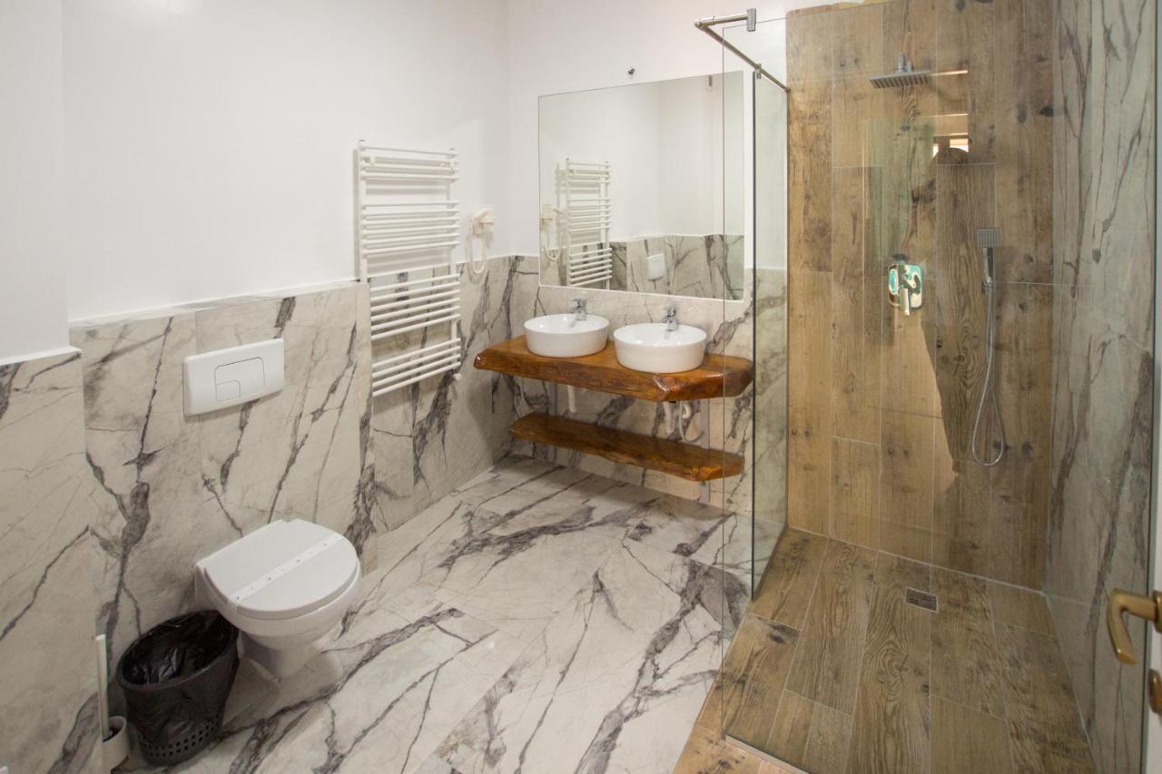 Lake Boutique Apartments & Rooms ママイア エクステリア 写真