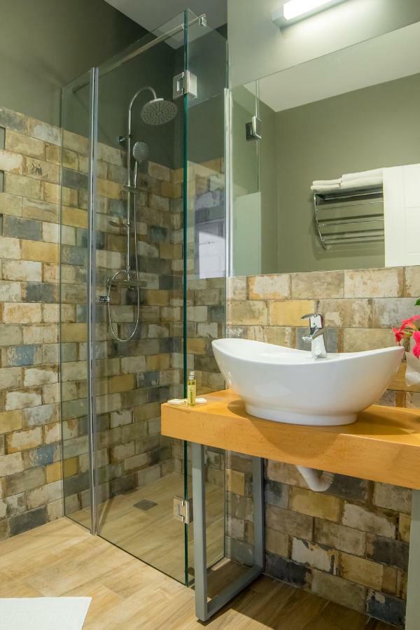 Lake Boutique Apartments & Rooms ママイア エクステリア 写真